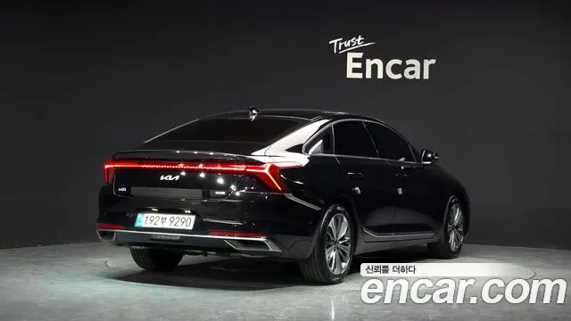 Kia K8 Hybrid — Фото автомобиля 2