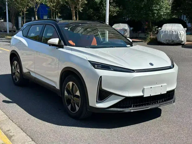 Dongfeng Fengshen L7 — Фото автомобиля 3