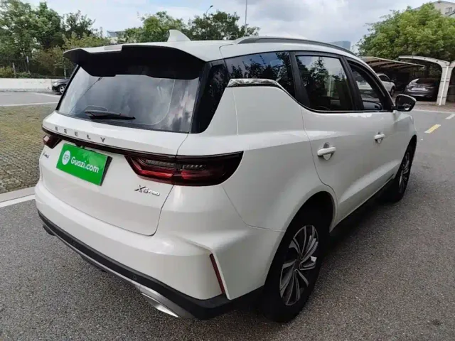 Geely Vision X6 — Фото автомобиля 4