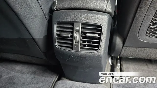 Kia Niro — Фото автомобиля 19