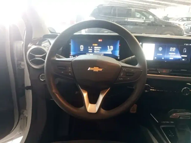 Chevrolet Monza — Фото автомобиля 10