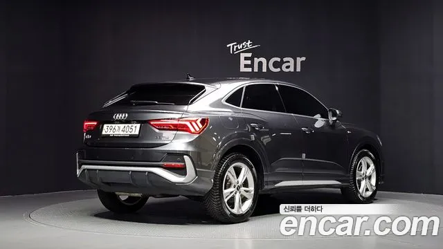 Audi Q3 35 TDI Premium Sportback — Фото автомобиля 2