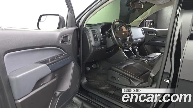Chevrolet Colorado — Фото автомобиля 10