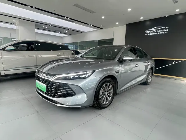 Фотография автомобиля — BYD Qin L