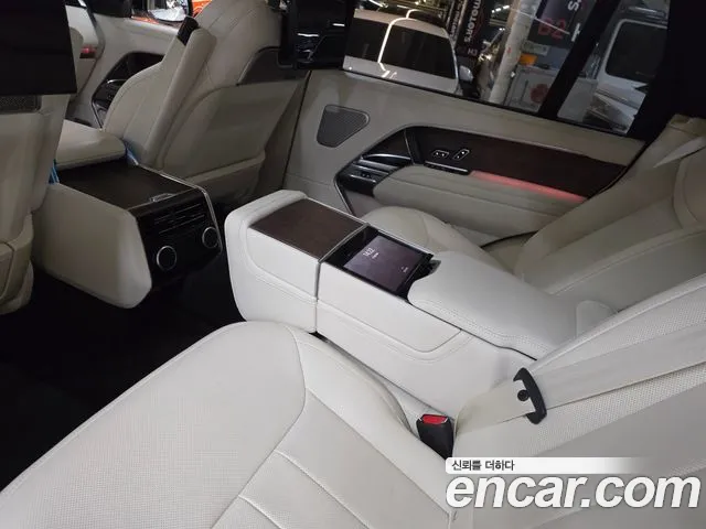 Land Rover Range Rover — Фото автомобиля 11