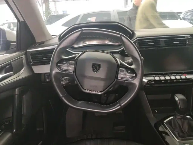 Peugeot 408 — Фото автомобиля 10