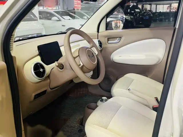 Wuling Hongguang Mini EV — Фото автомобиля 11