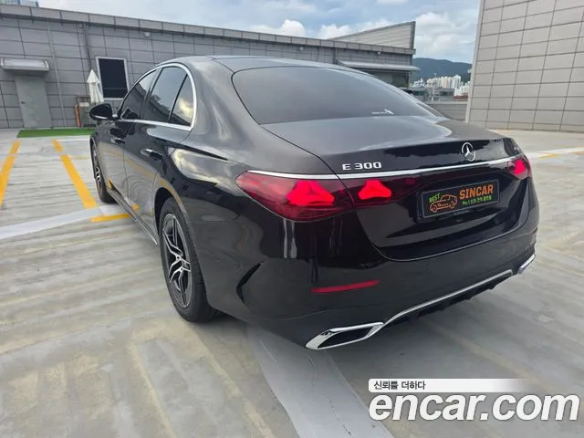 Mercedes-Benz E-Class W214 — Фото автомобиля 2