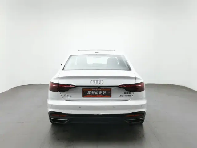 Audi A4L — Фото автомобиля 4