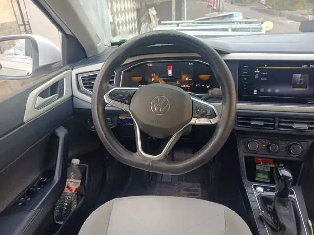 Volkswagen Lavida — Фото автомобиля 11