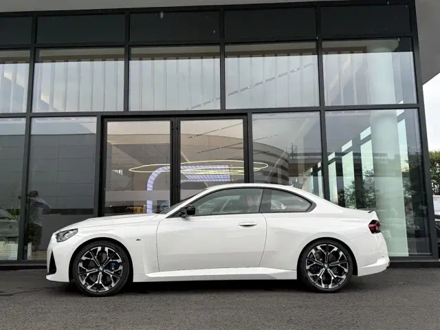BMW M240i — Фото автомобиля 2
