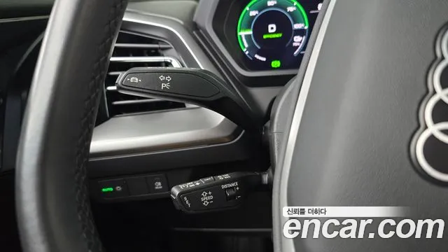 Audi Q4 e-tron F4 — Фото автомобиля 28