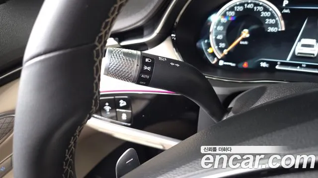 Genesis GV70 — Фото автомобиля 29