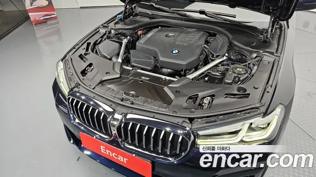 BMW 5-Series — Фото автомобиля 6