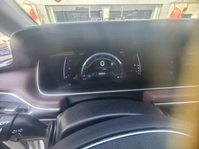 GAC Trumpchi M6 — Фото автомобиля 10