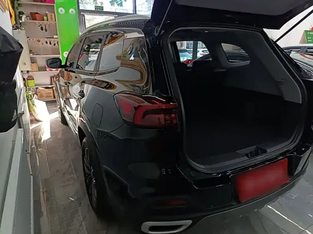 Chery Tiggo 8 — Фото автомобиля 4
