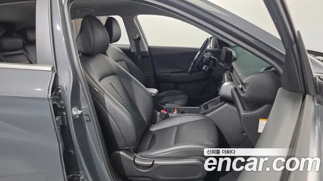 Hyundai Kona SX2 — Фото автомобиля 16
