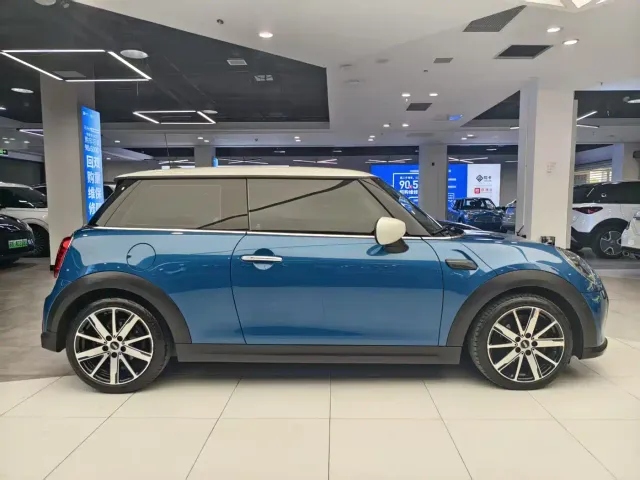 MINI Hatch — Фото автомобиля 16