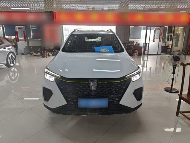 Roewe RX5 — Фото автомобиля 2