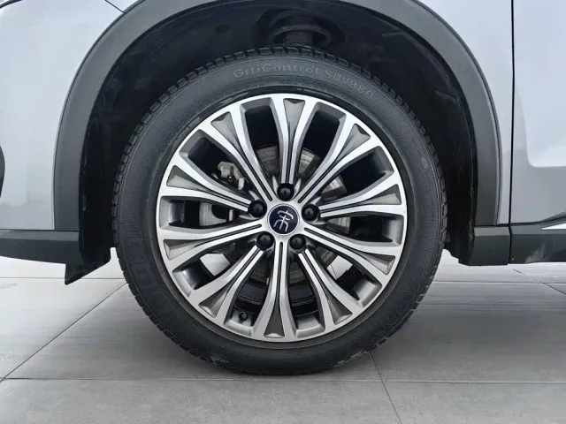 BYD Song Pro — Фото автомобиля 17