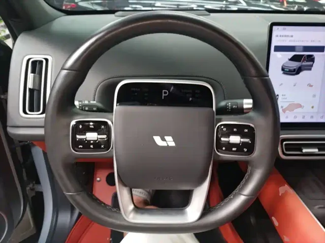 Li Auto L6 — Фото автомобиля 10