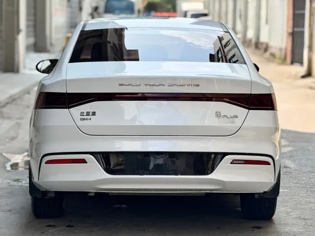 BYD Qin PLUS — Фото автомобиля 15
