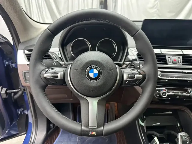 BMW X1 — Фото автомобиля 7
