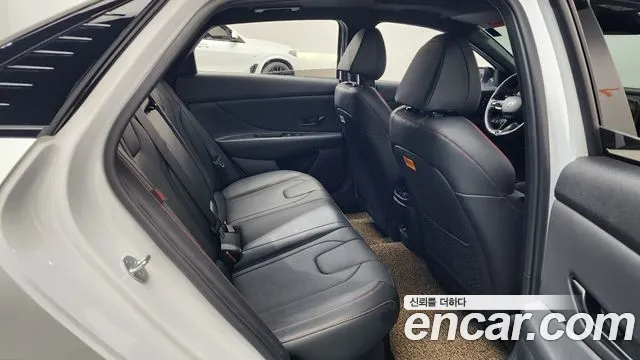 Hyundai AVANTE Inspiration N Line — Фото автомобиля 10