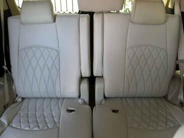 Toyota Alphard 2021 Hybrid 2.5L Luxury — Фото автомобиля 19