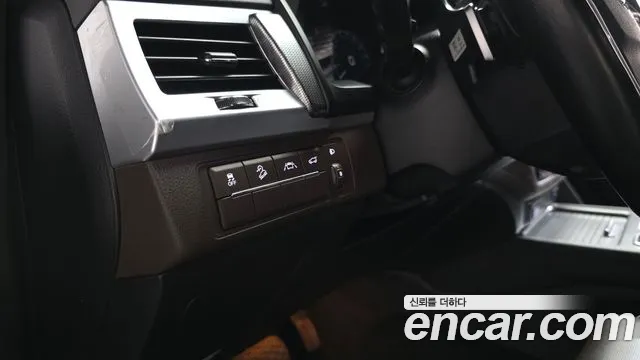 KG_Mobility_Ssangyong Rexton All Rexton Дизель 2.2 4WD — Фото автомобиля 12