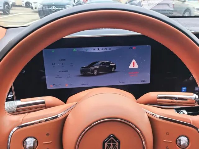 Maextro S800 — Фото автомобиля 6