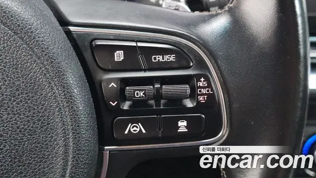 Kia Niro — Фото автомобиля 16