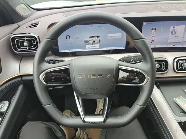 Chery Tiggo 9 — Фото автомобиля 10