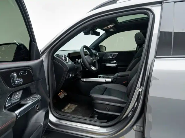 Mercedes-Benz GLB AMG — Фото автомобиля 22