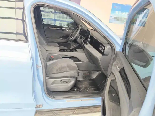 Volkswagen Tiguan L — Фото автомобиля 13