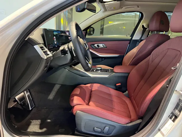 BMW 3 Series — Фото автомобиля 4