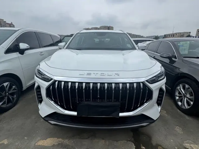 Jetour X70 Plus — Фото автомобиля 2