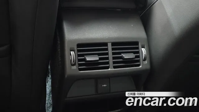 Land Rover Discovery Sport 2nd Gen — Фото автомобиля 28