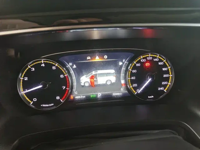GAC Trumpchi M8 — Фото автомобиля 11
