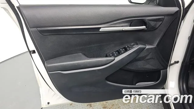 Kia Seltos — Фото автомобиля 13