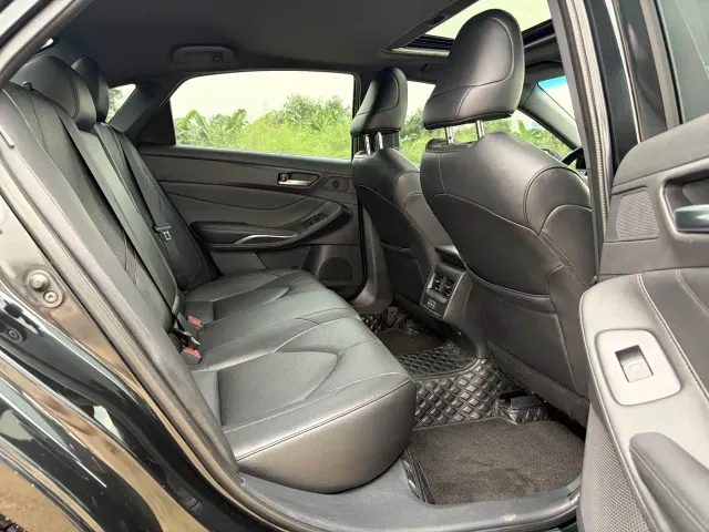 Toyota Avalon — Фото автомобиля 14