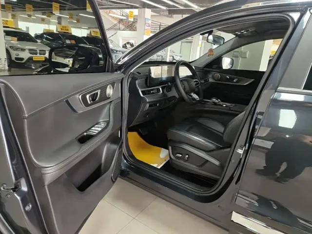 Chery Tiggo 8 PLUS — Фото автомобиля 15