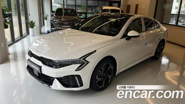 Фотография автомобиля — Kia K5