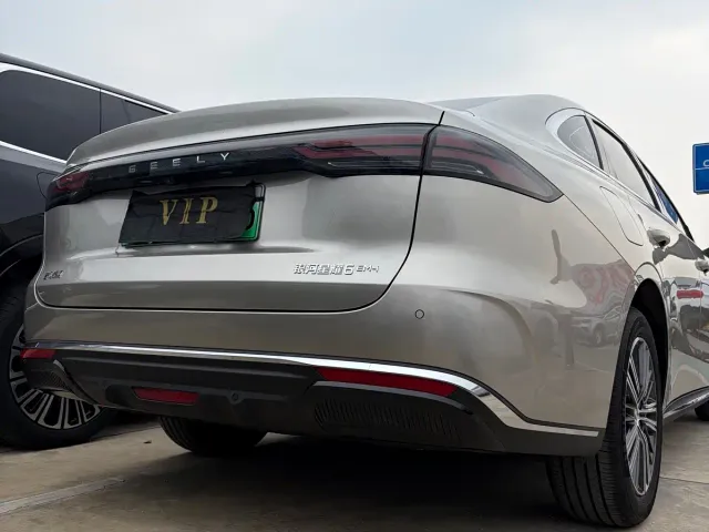 Geely Galaxy Stellar 6 — Фото автомобиля 16