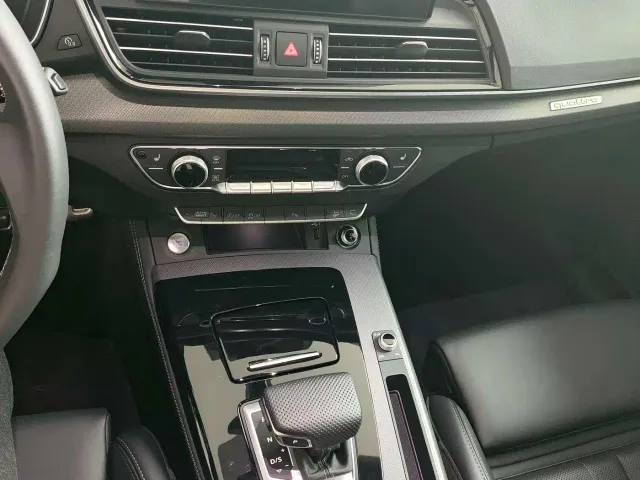 Audi Q5L — Фото автомобиля 14