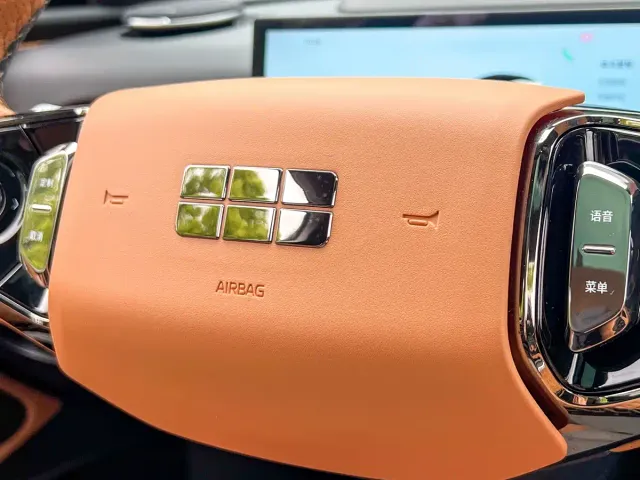 Geely Galaxy Xingyao 8 — Фото автомобиля 8