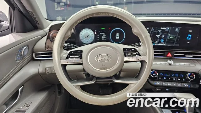 Hyundai Avante CN7 — Фото автомобиля 19