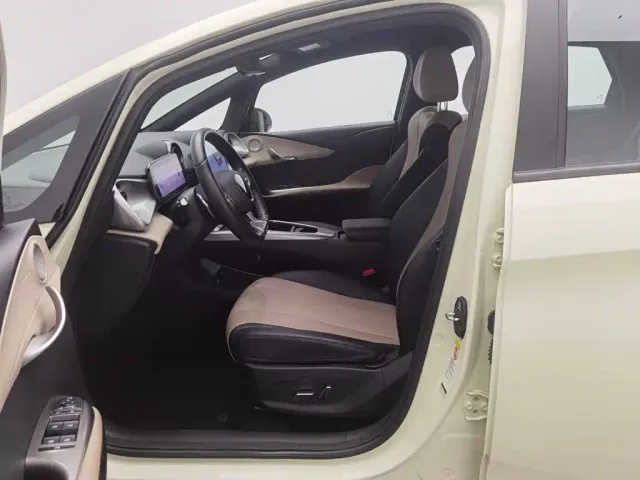 BYD Dolphin — Фото автомобиля 10