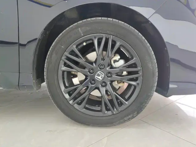 Honda Odyssey — Фото автомобиля 6