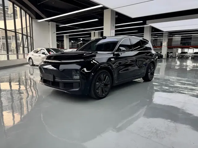 Фотография автомобиля — Li Auto L9